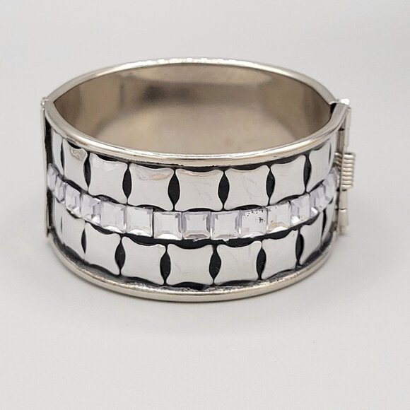 Silver Tone Hinged Bangle Bracelet White Crystal Center Accents Clean Interior - Picture 1 of 8